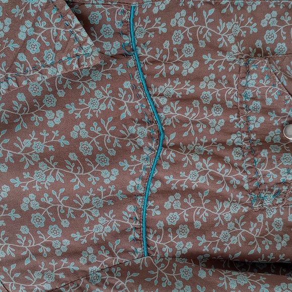 LifeStyle Pearl Snap Medium Cowboy Shirt - Picture 2 of 7